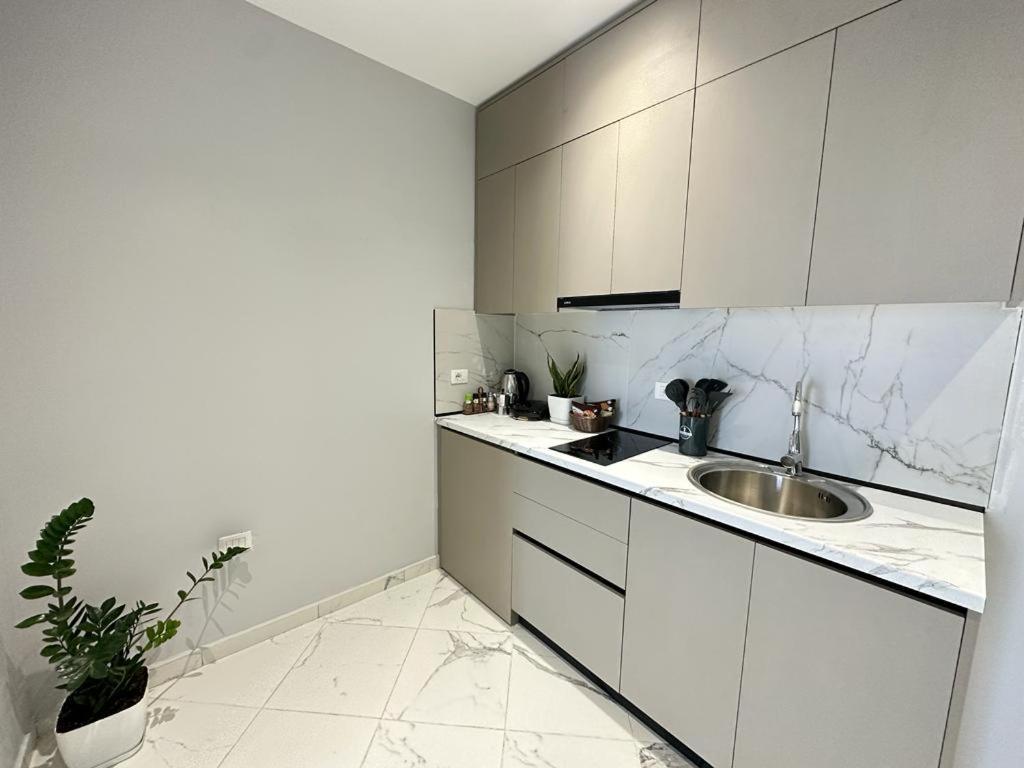 Trea Accomodations Вльора Екстер'єр фото